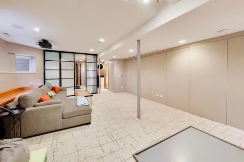$12,500 | 2010 West Bradley Place, Chicago, IL 60618