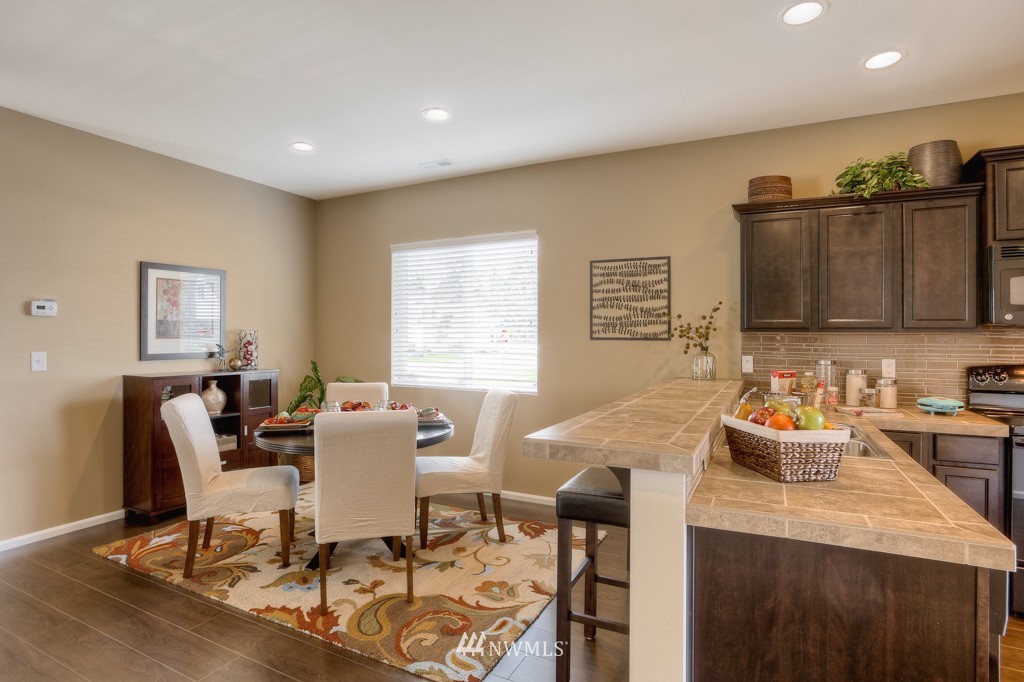 4712 Court R, Unit 2704 Tacoma, WA 98404 - Photo 6 of 15