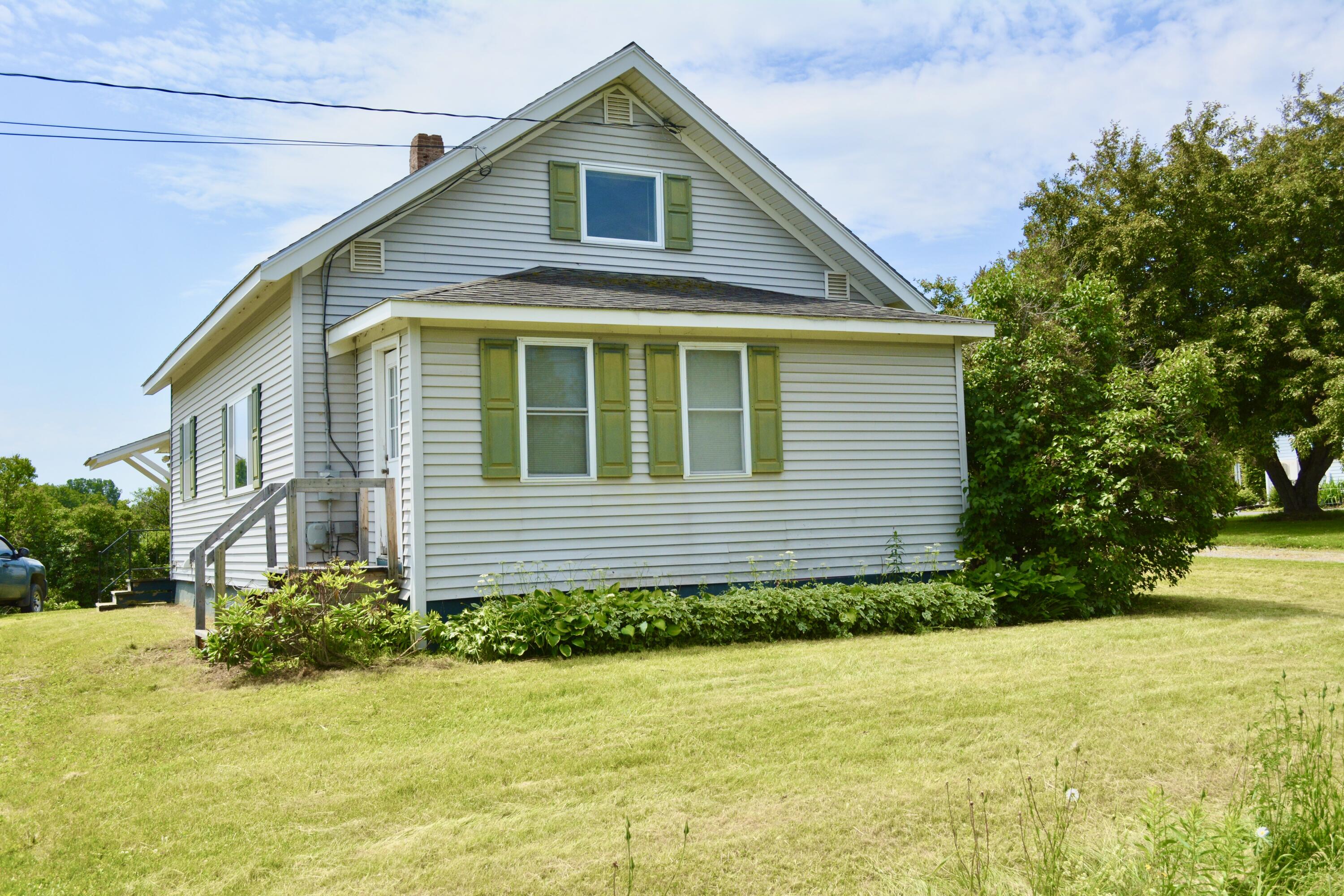 1786 Main Street Mapleton, ME 04757 - Photo 2 of 46 C04E7BF6-E774-408F-AEC1-58BA5751B286_1_2
