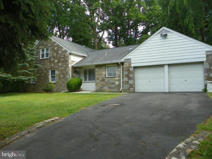 1348 Holcomb Road Huntingdon Valley, PA 19006 - Photo 1 of 24 Exterior Front