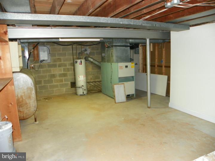 1348 Holcomb Road Huntingdon Valley, PA 19006 - Photo 12 of 24 Basement