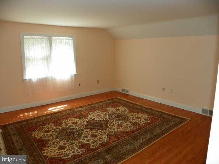 1348 Holcomb Road Huntingdon Valley, PA 19006 - Photo 15 of 24 Bedroom - Main
