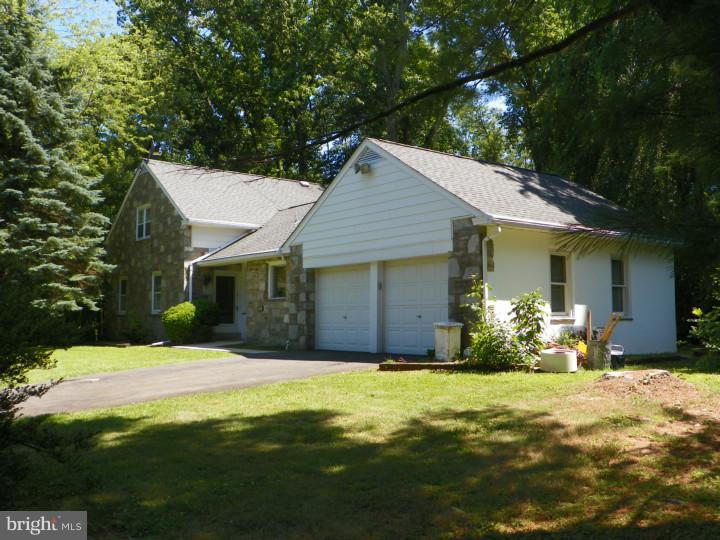 1348 Holcomb Road Huntingdon Valley, PA 19006 - Photo 22 of 24 Exterior Front