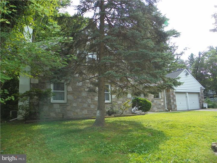 1348 Holcomb Road Huntingdon Valley, PA 19006 - Photo 23 of 24 Exterior Front