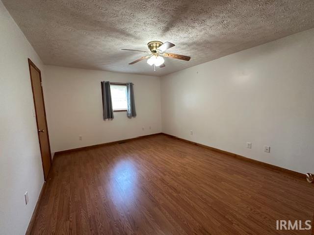 306 20th Street Bedford, IN 47421 - Photo 24 of 31