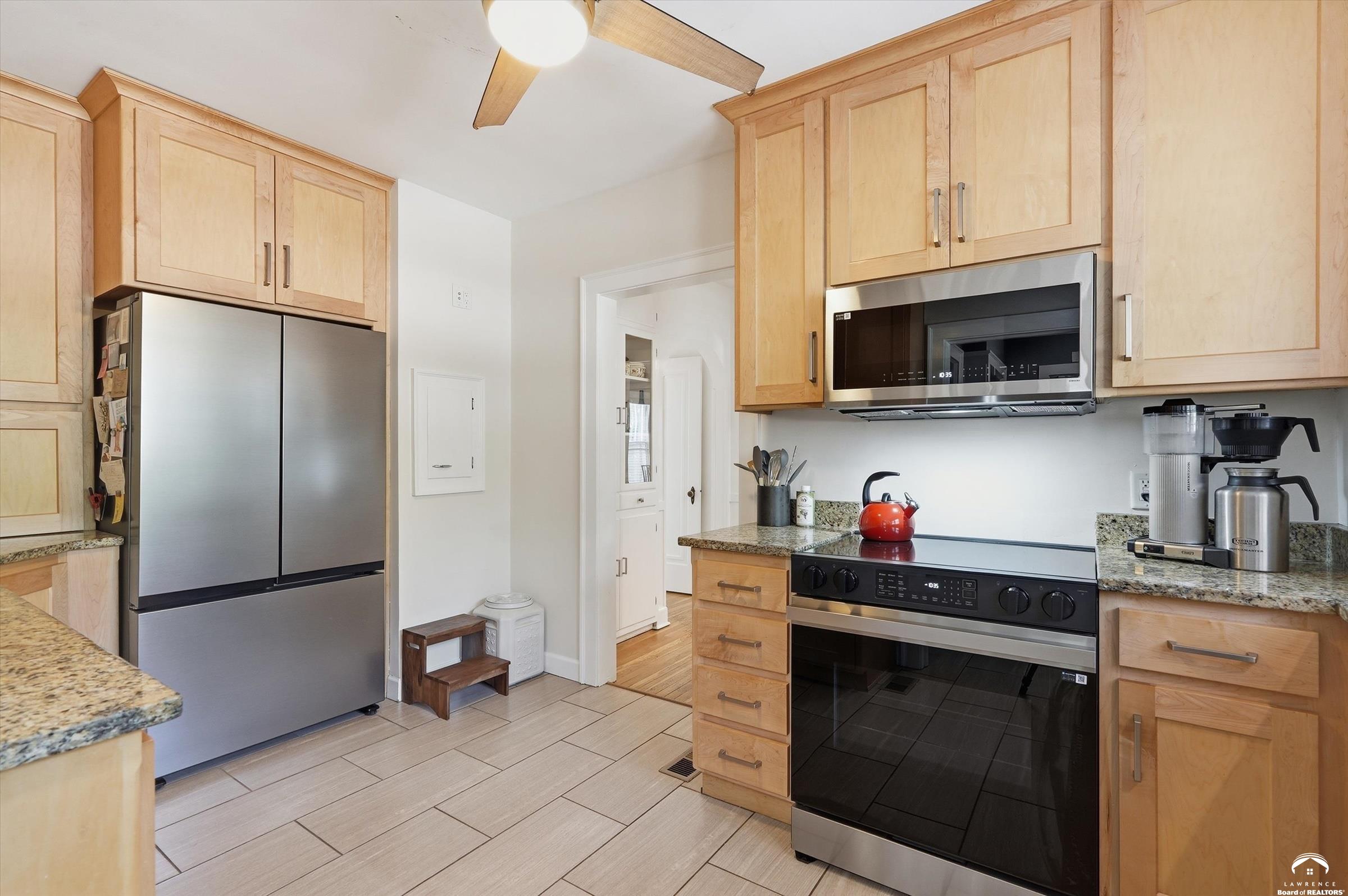 1600 Southwest Jewell Avenue Topeka, KS 66604 - Photo 16 of 51