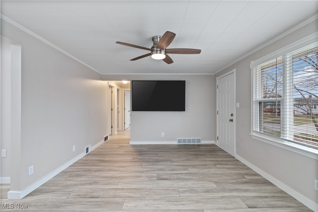 581 Stanley Road Akron, OH 44312 - Photo 6 of 28 Gallery Image 6