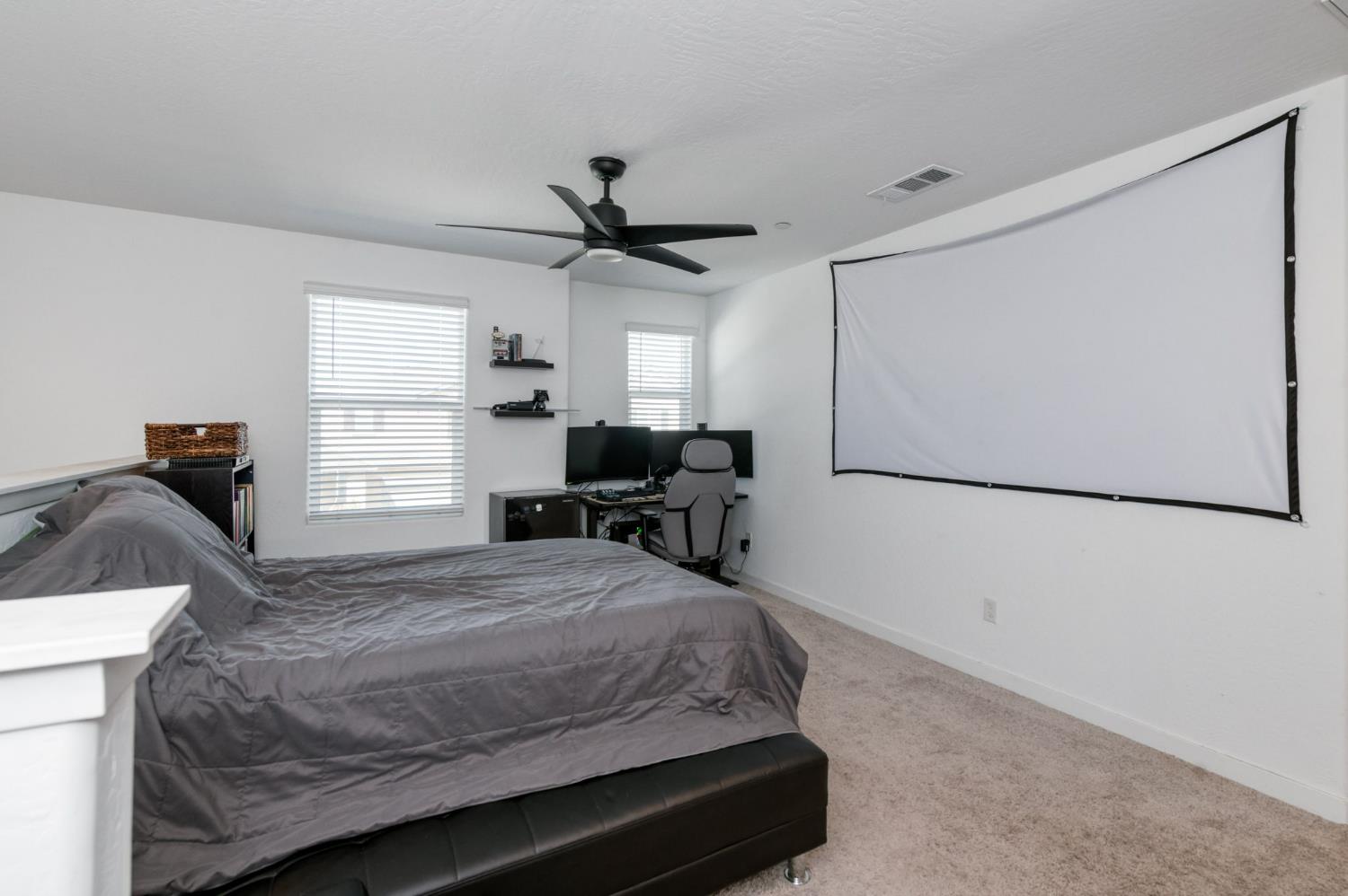 6137 West Richert Avenue Fresno, CA 93723 - Photo 6 of 21