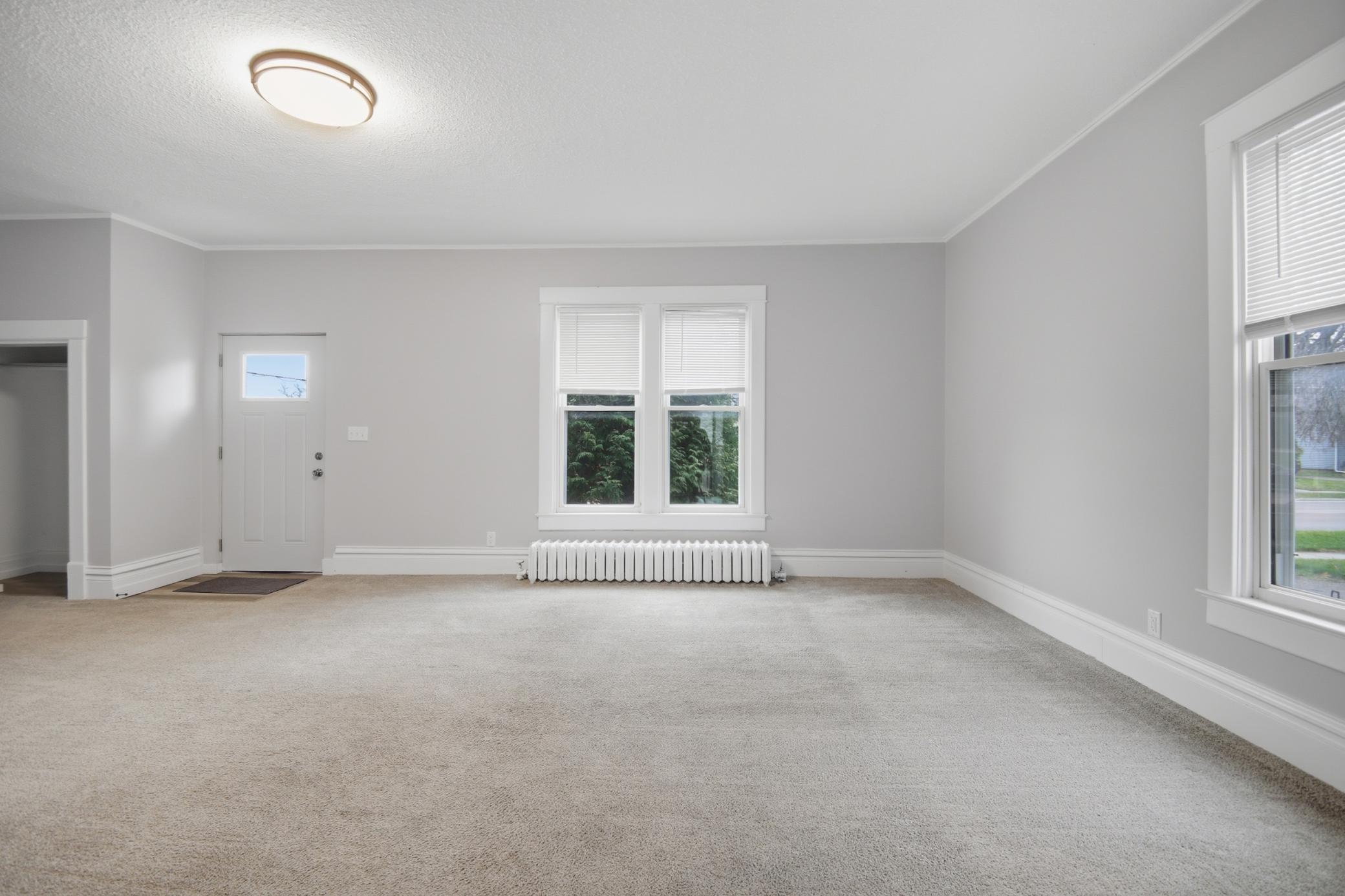 401 3rd Avenue Southwest Austin, MN 55912 - Photo 13 of 44