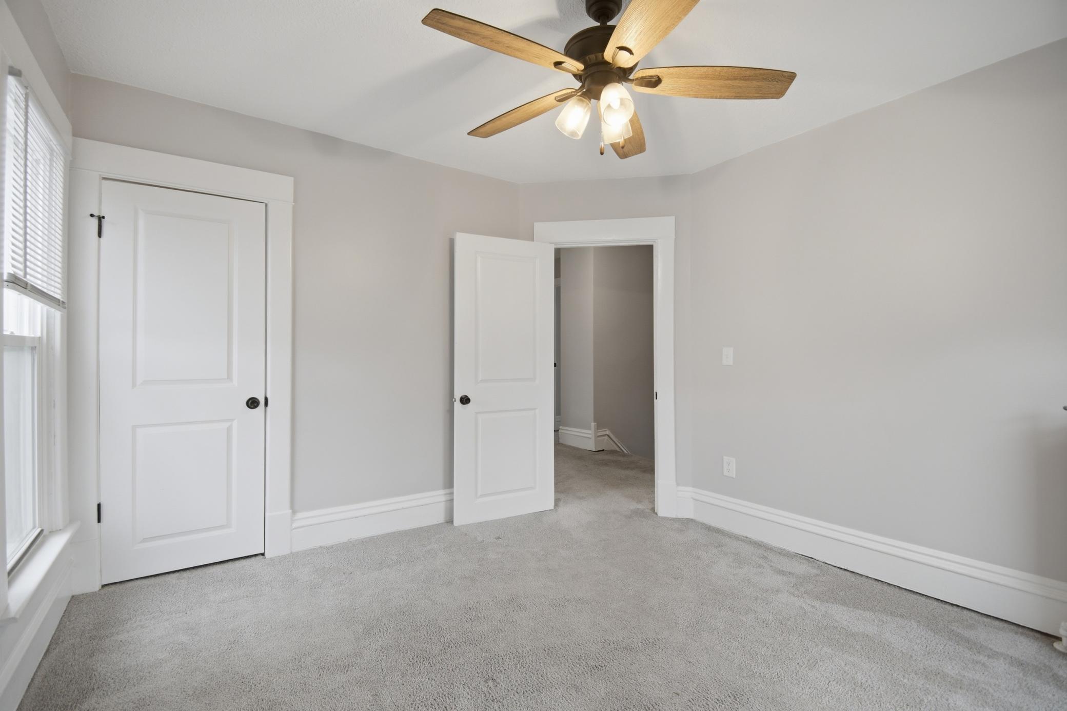 401 3rd Avenue Southwest Austin, MN 55912 - Photo 23 of 44