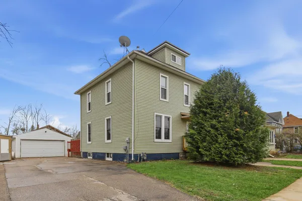 $225,000 | 401 3rd Avenue Southwest, Austin, MN 55912