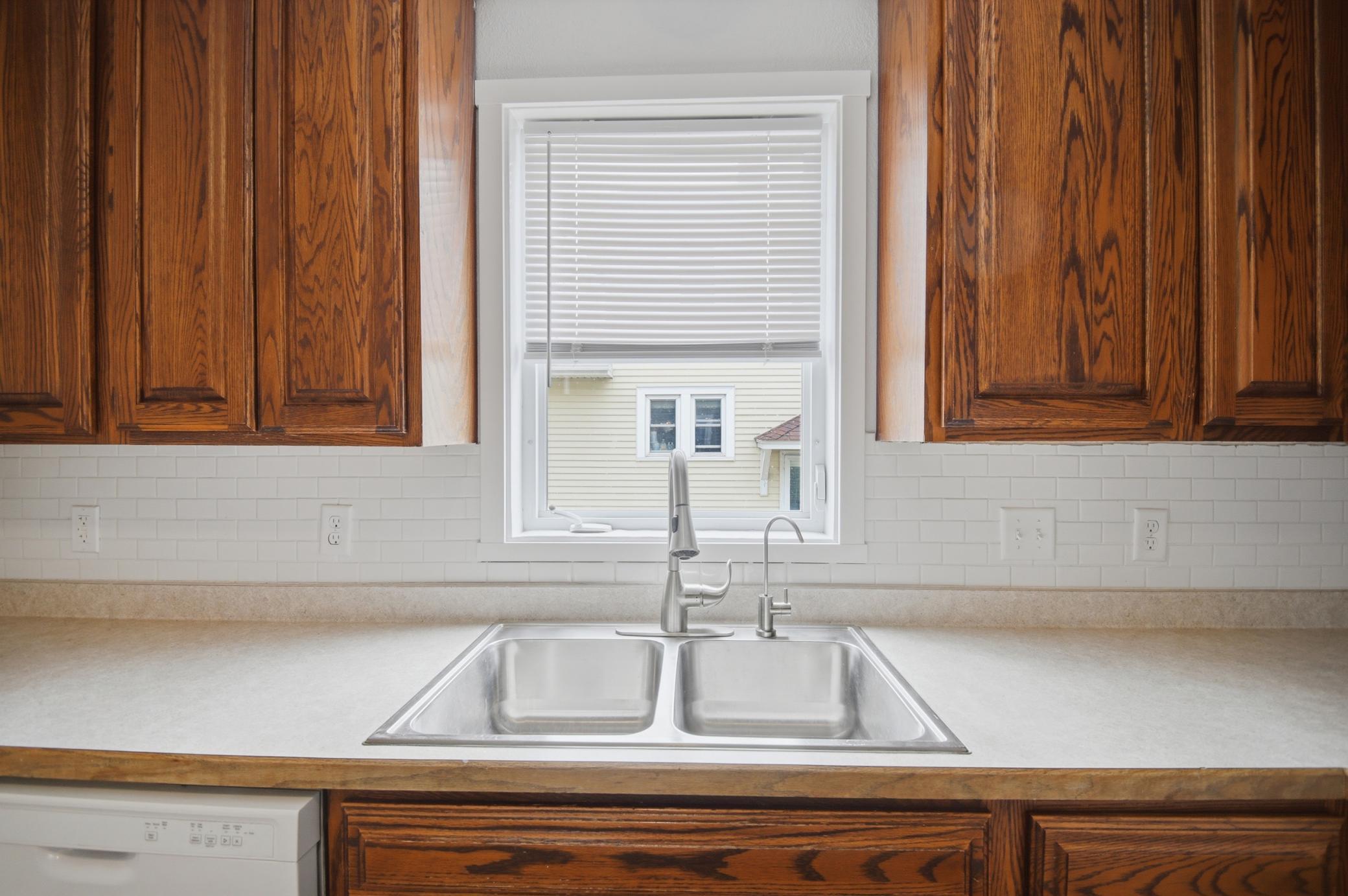 401 3rd Avenue Southwest Austin, MN 55912 - Photo 5 of 44