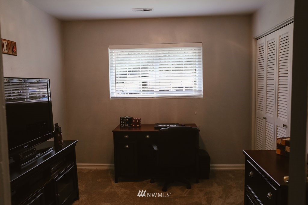 406 Hemlock Park Road Aberdeen, WA 98520 - Photo 11 of 16 Gallery Image 11