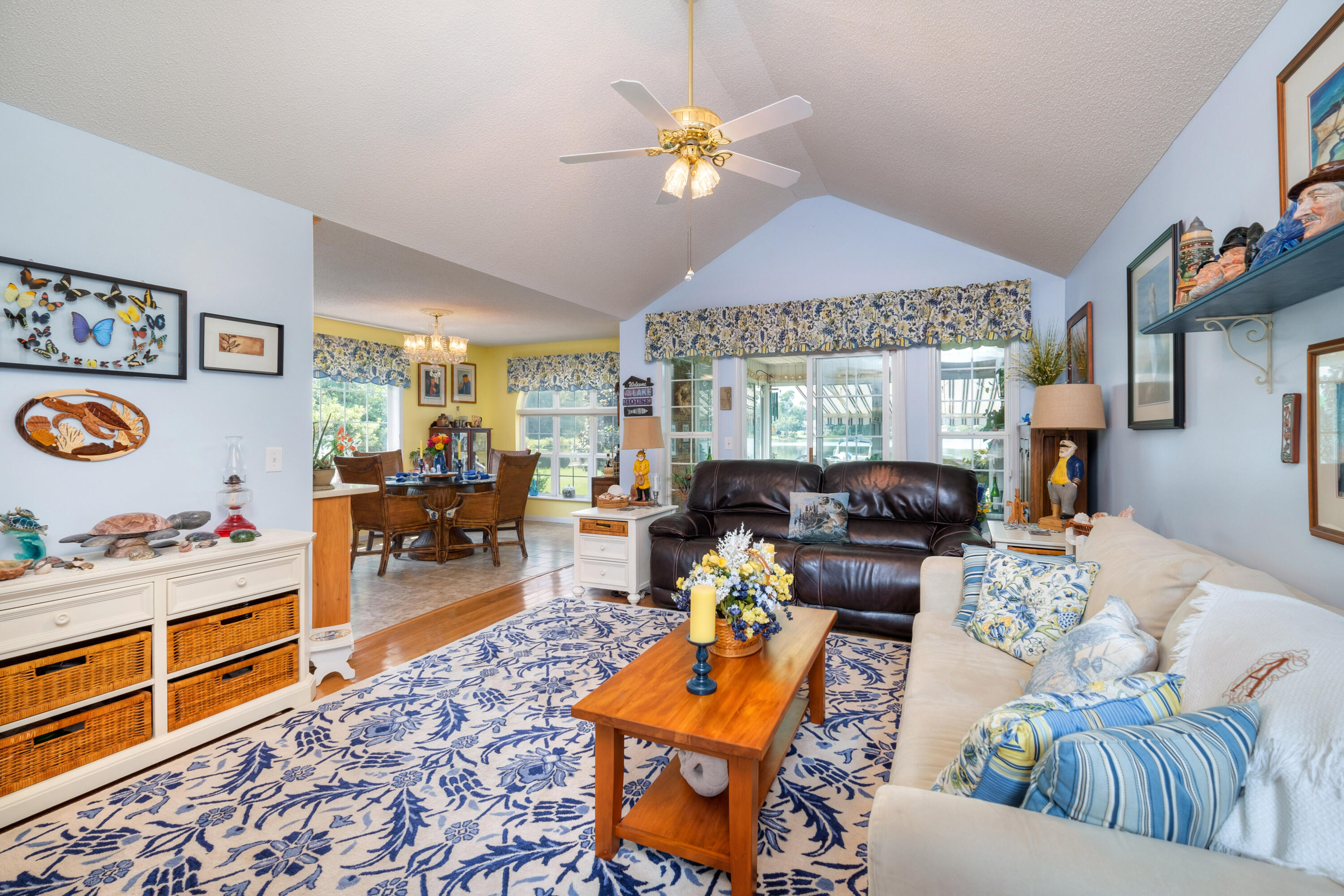 107 Ridge Lake Drive Manning, SC 29102 - Photo 19 of 68 GREAT ROOM