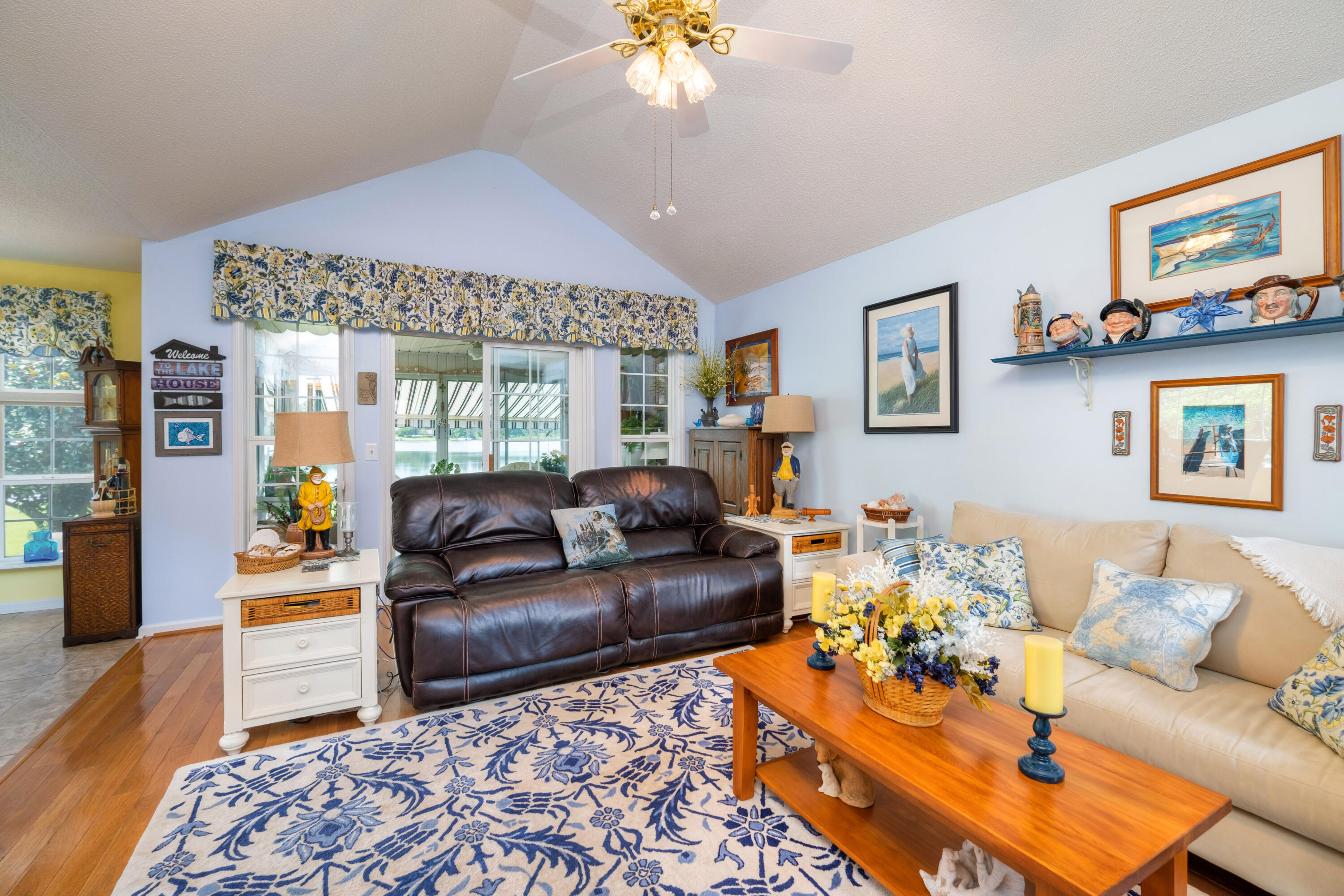 107 Ridge Lake Drive Manning, SC 29102 - Photo 20 of 68 GREAT ROOM