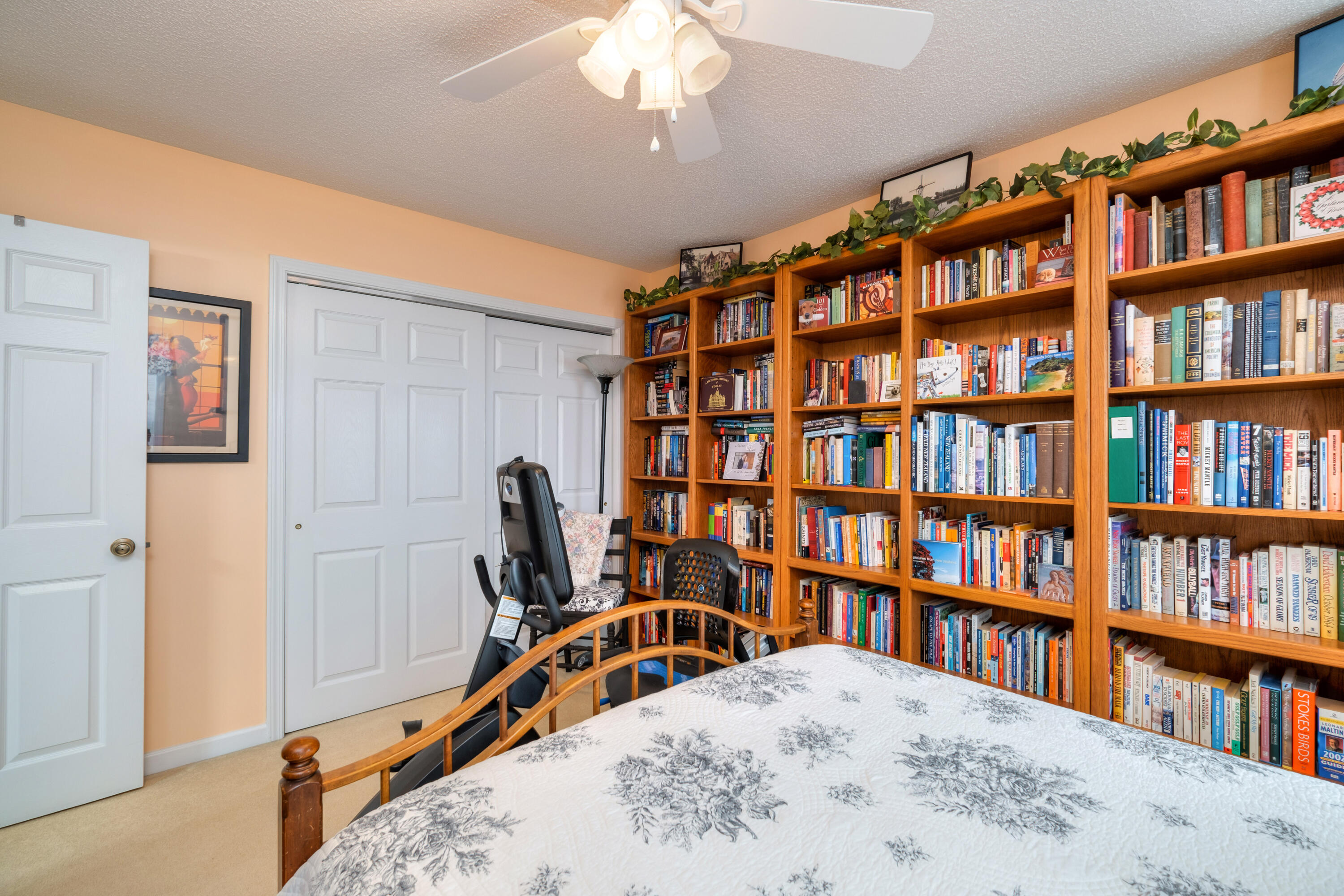107 Ridge Lake Drive Manning, SC 29102 - Photo 41 of 68 BOOKSHELVES DO NOT CONVEY