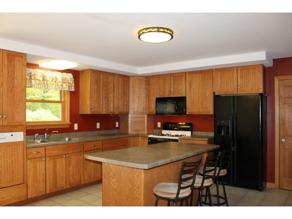 200 Larmie Hill Road Stockbridge, VT 05772 - Photo 3 of 22