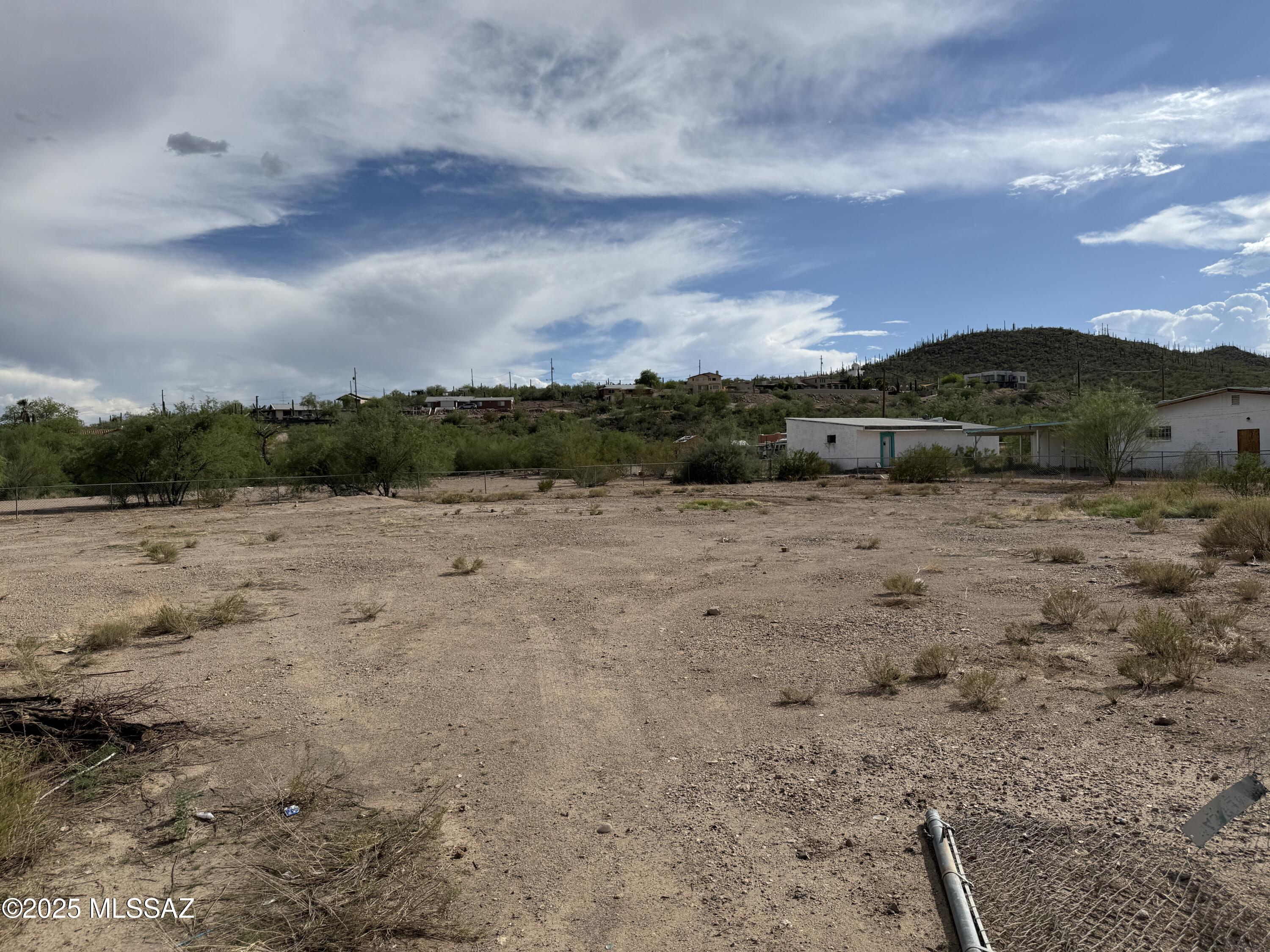 3902 South Mission Road, Unit 1 Tucson, AZ 85746 - Photo 3 of 10