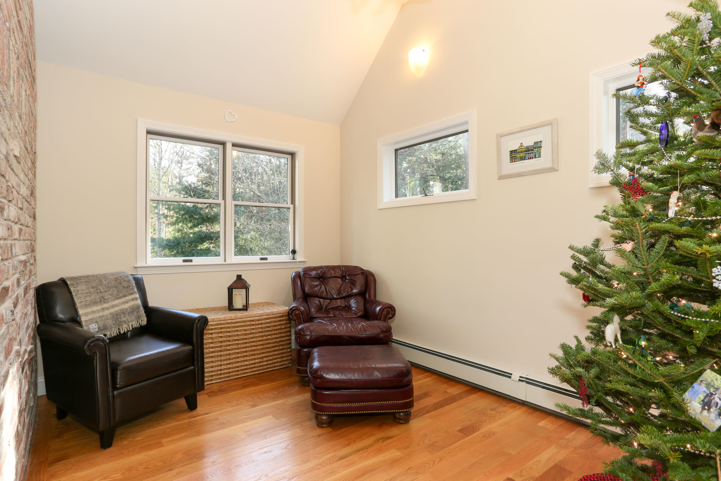 461 Locustfield Road East Falmouth, MA 02536 - Photo 12 of 28 461LocLR-13