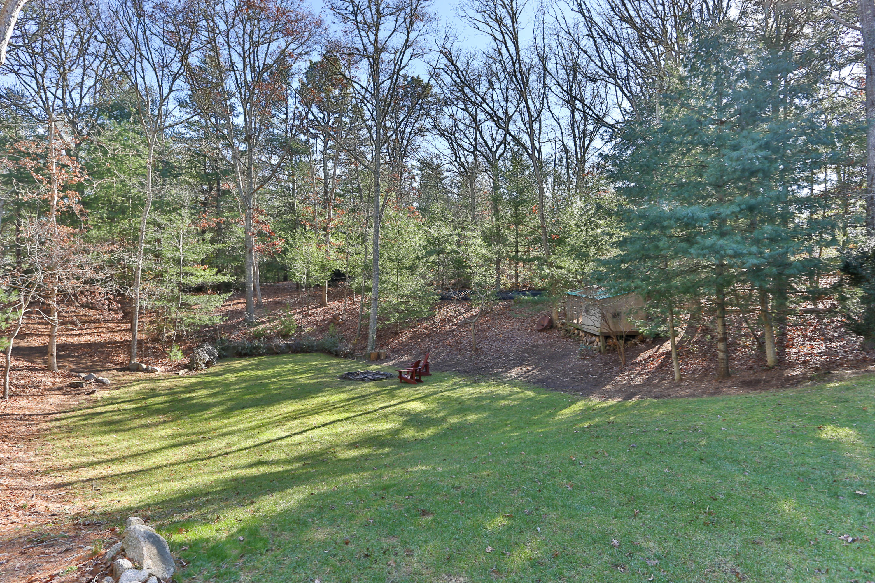 461 Locustfield Road East Falmouth, MA 02536 - Photo 25 of 28 461LocLR-34