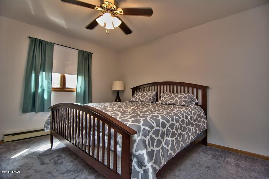 884 Deerfield Road Lake Ariel, PA 18436 - Photo 45 of 59