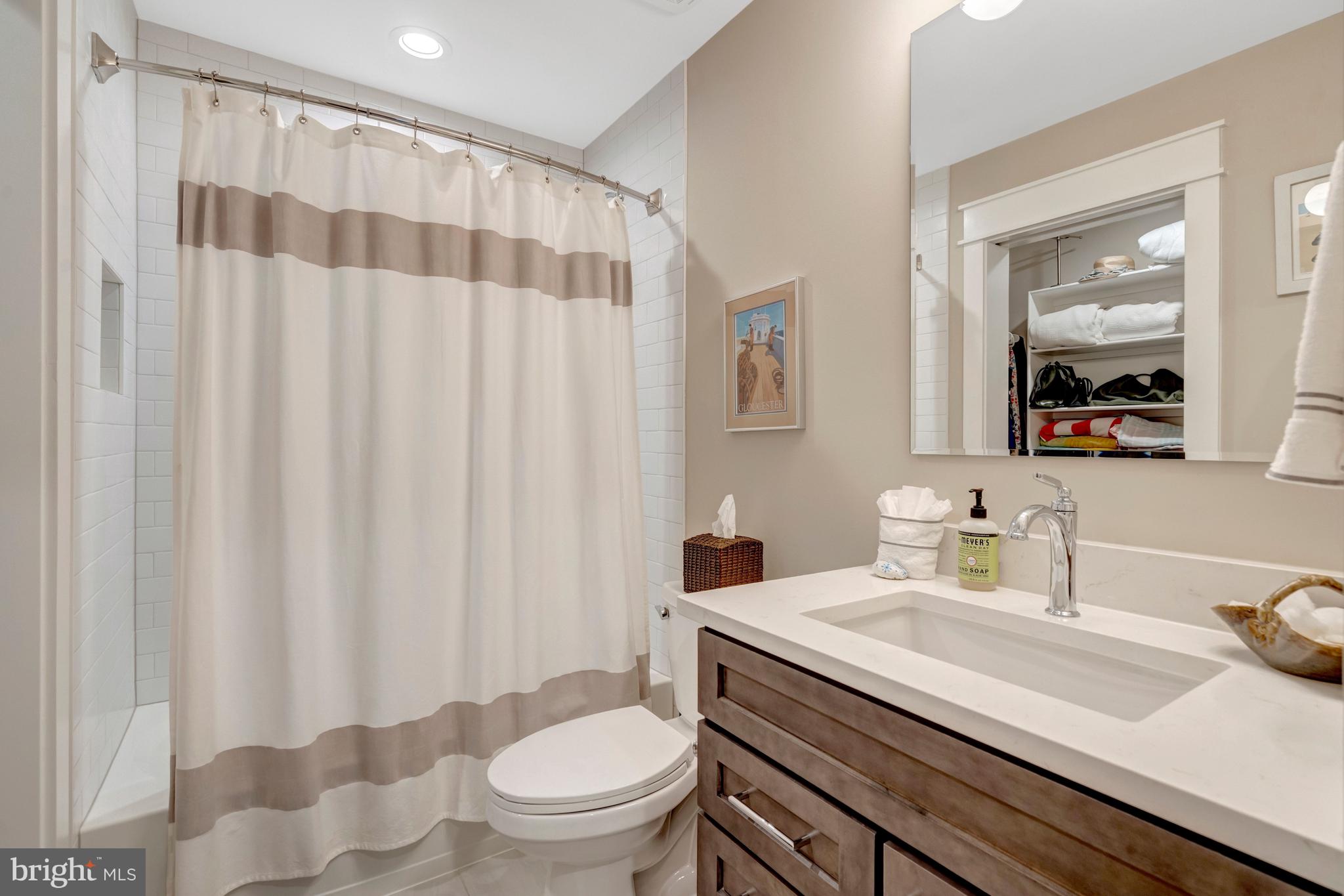 105 Courthouse Road Southwest Vienna, VA 22180 - Photo 45 of 68