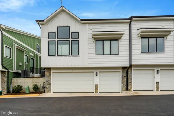 $1,599,000 | 105 Courthouse Road Southwest, Vienna, VA 22180