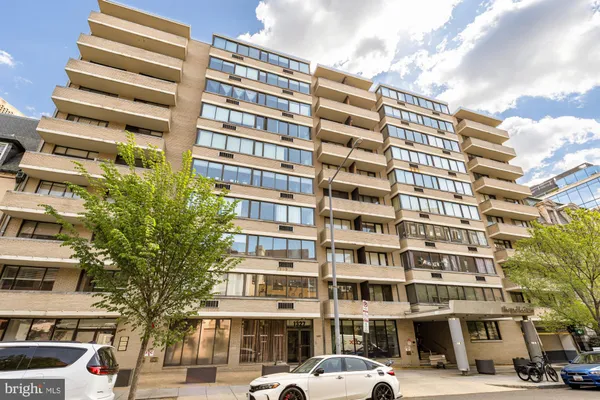 $555,000 | 1325 18th Street Northwest, Unit 601, Washington, DC 20036