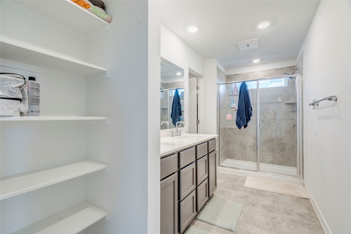 572 Pepperbark Loop Buda, TX 78610 - Photo 12 of 24