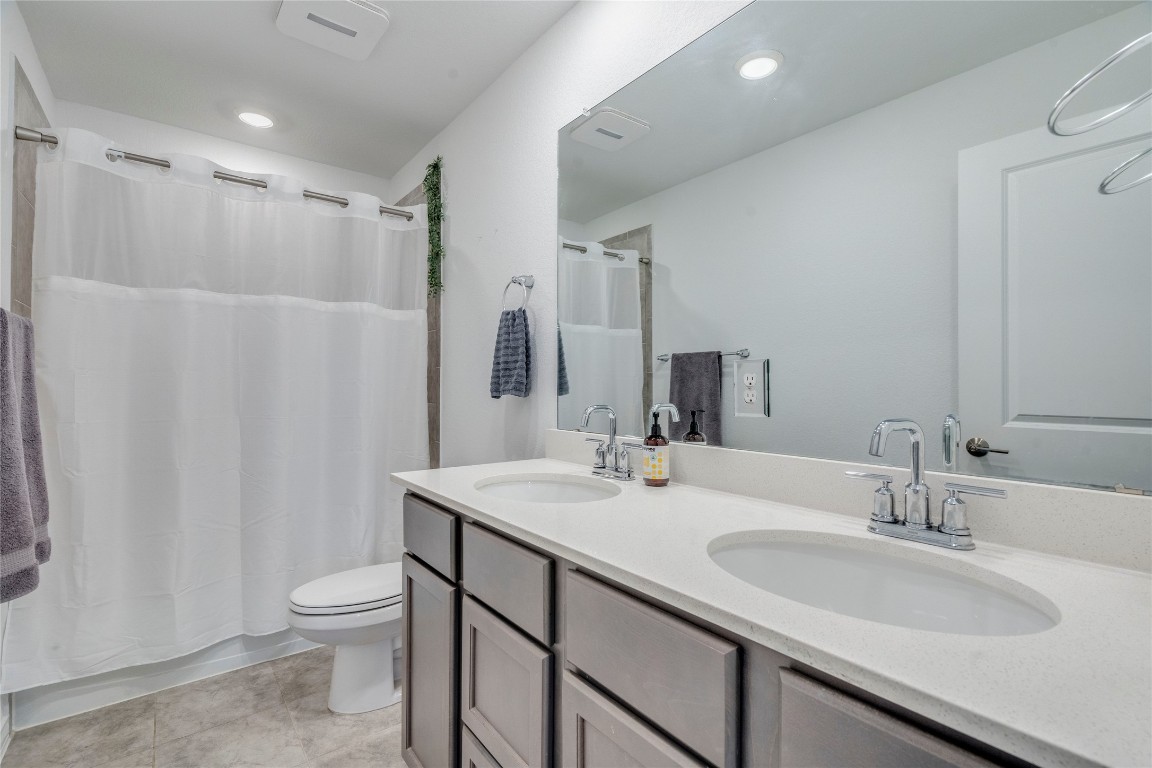 572 Pepperbark Loop Buda, TX 78610 - Photo 18 of 24