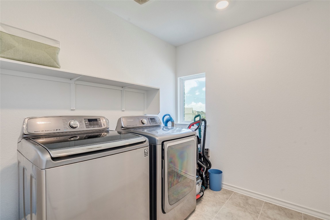 572 Pepperbark Loop Buda, TX 78610 - Photo 19 of 24