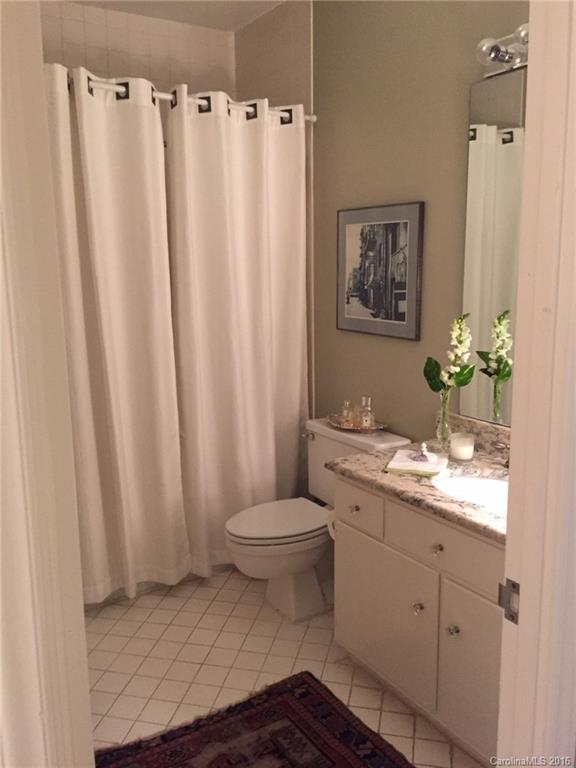 830 Cherokee Road, Unit 830 Charlotte, NC 28207 - Photo 12 of 19 Gallery Image 12