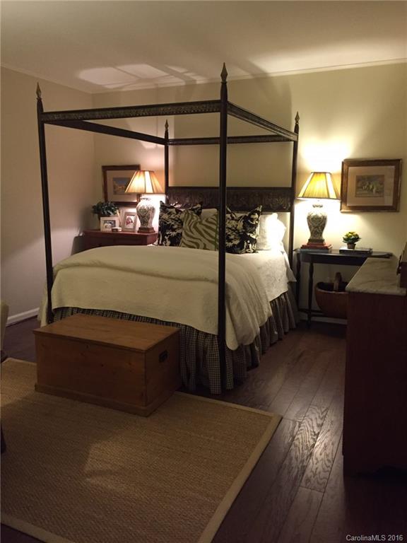 830 Cherokee Road, Unit 830 Charlotte, NC 28207 - Photo 15 of 19 Gallery Image 15