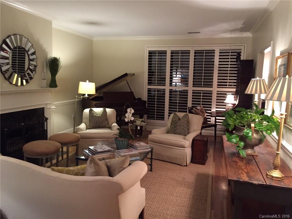 830 Cherokee Road, Unit 830 Charlotte, NC 28207 - Photo 4 of 19 Gallery Image 4