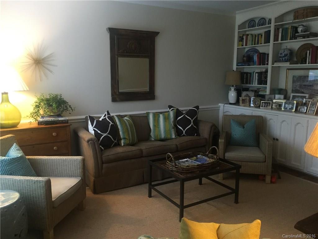 830 Cherokee Road, Unit 830 Charlotte, NC 28207 - Photo 6 of 19 Gallery Image 6