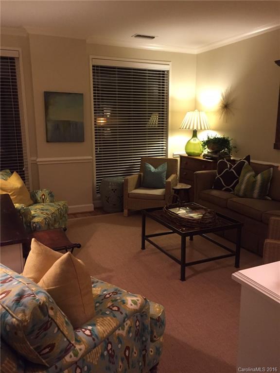 830 Cherokee Road, Unit 830 Charlotte, NC 28207 - Photo 7 of 19 Gallery Image 7