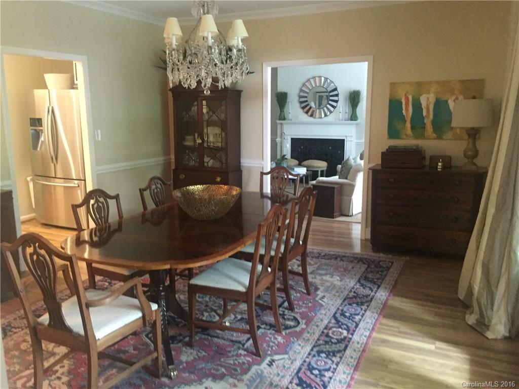 830 Cherokee Road, Unit 830 Charlotte, NC 28207 - Photo 10 of 19 Gallery Image 10