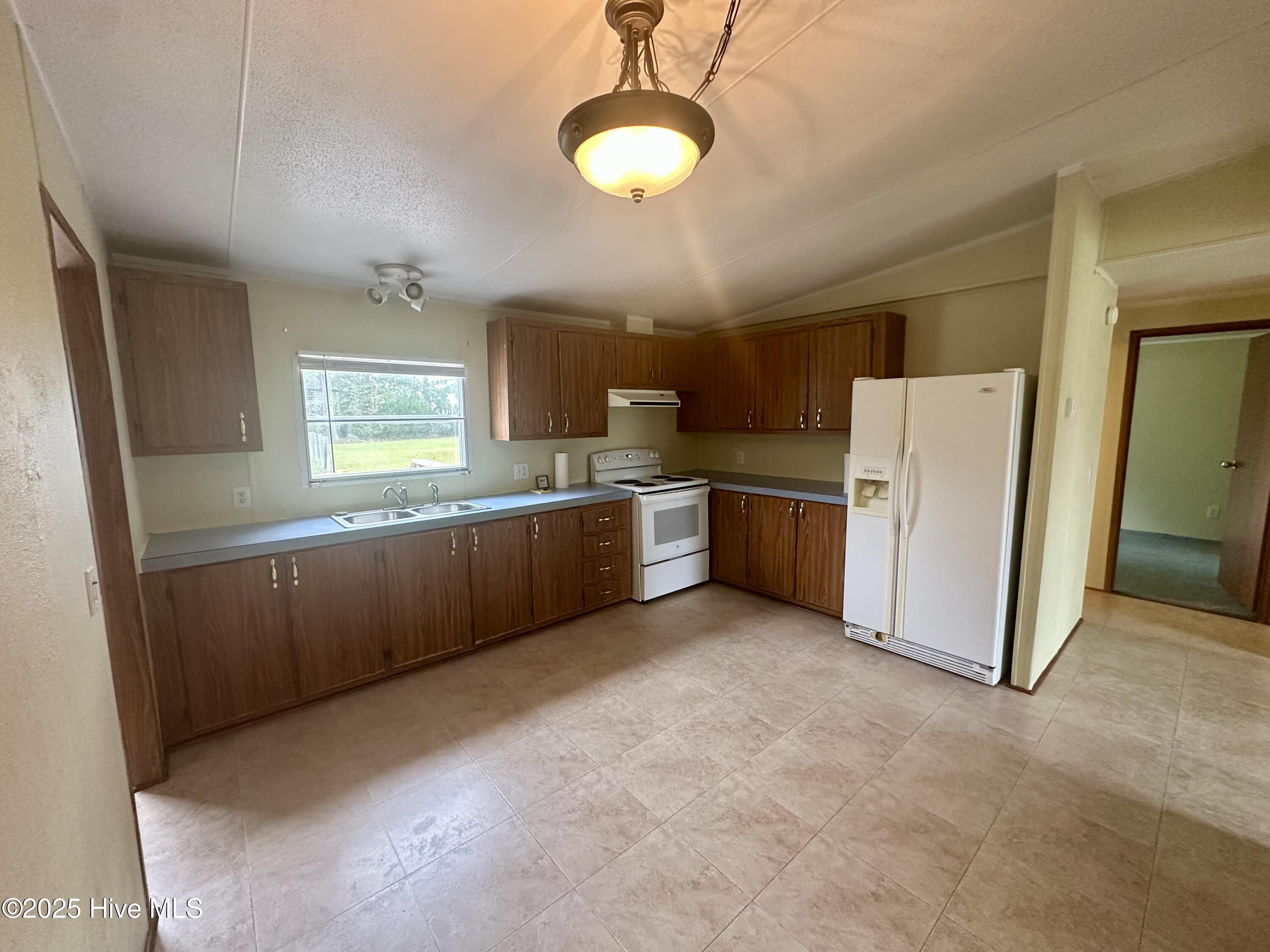 41 E Road Columbia, NC 27925 - Photo 3 of 18 IMG_0240