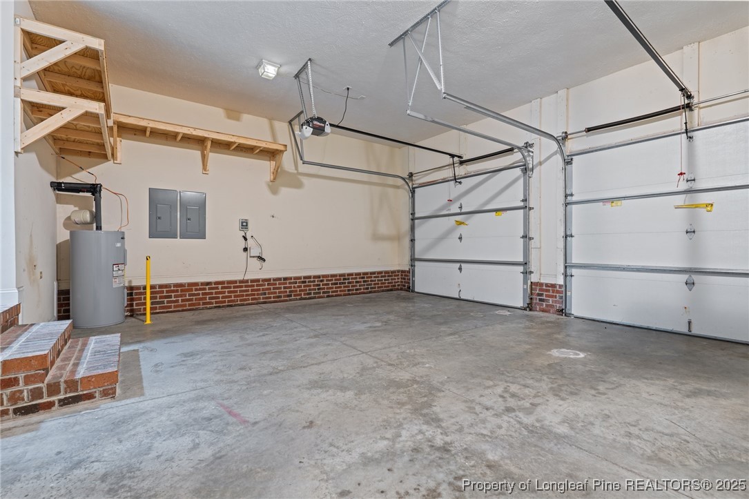 85 Shining Water Lane Spring Lake, NC 28390 - Photo 4 of 40