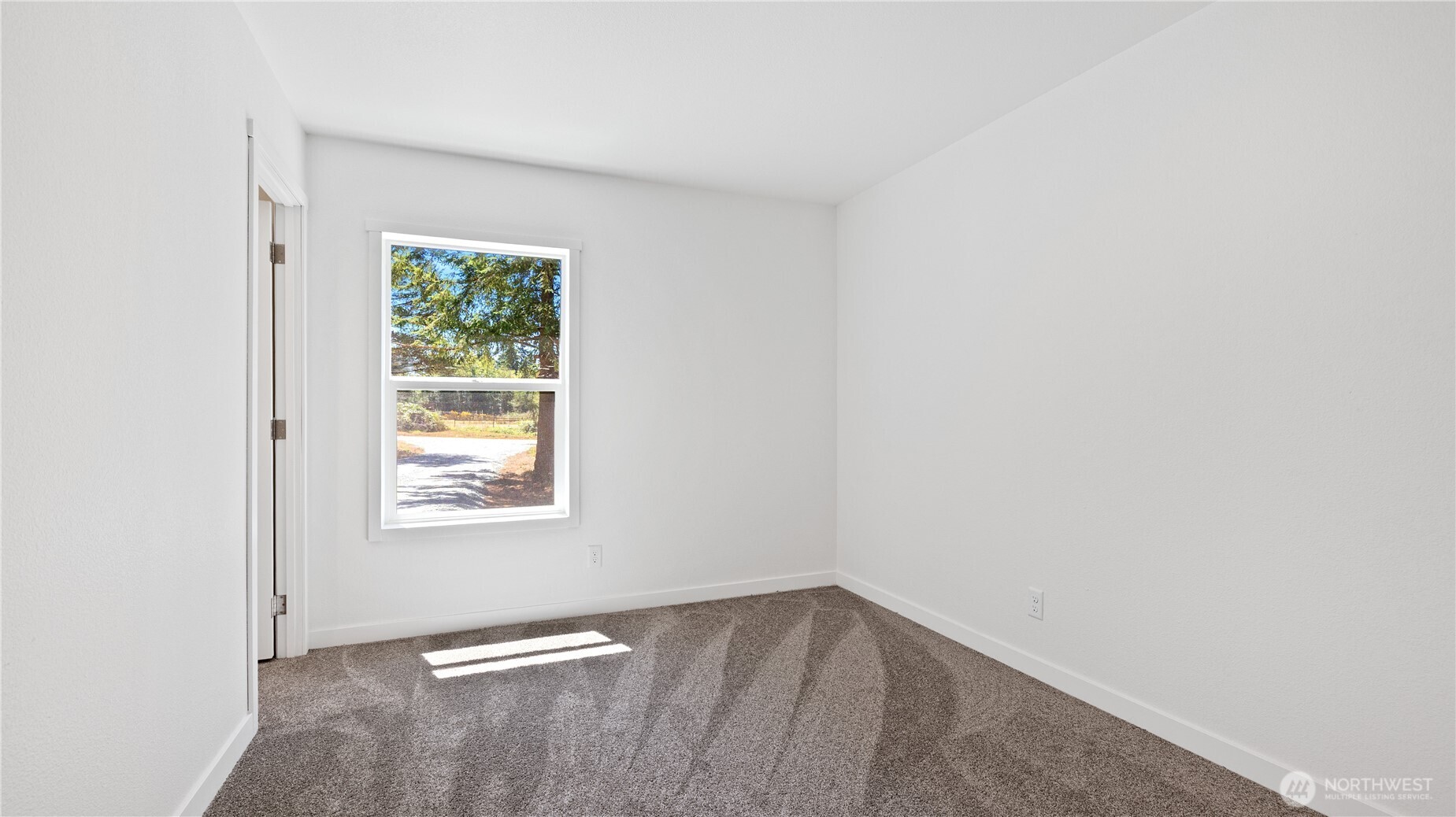 1019 Harmony Road Oak Harbor, WA 98277 - Photo 30 of 40 Gallery Image 30