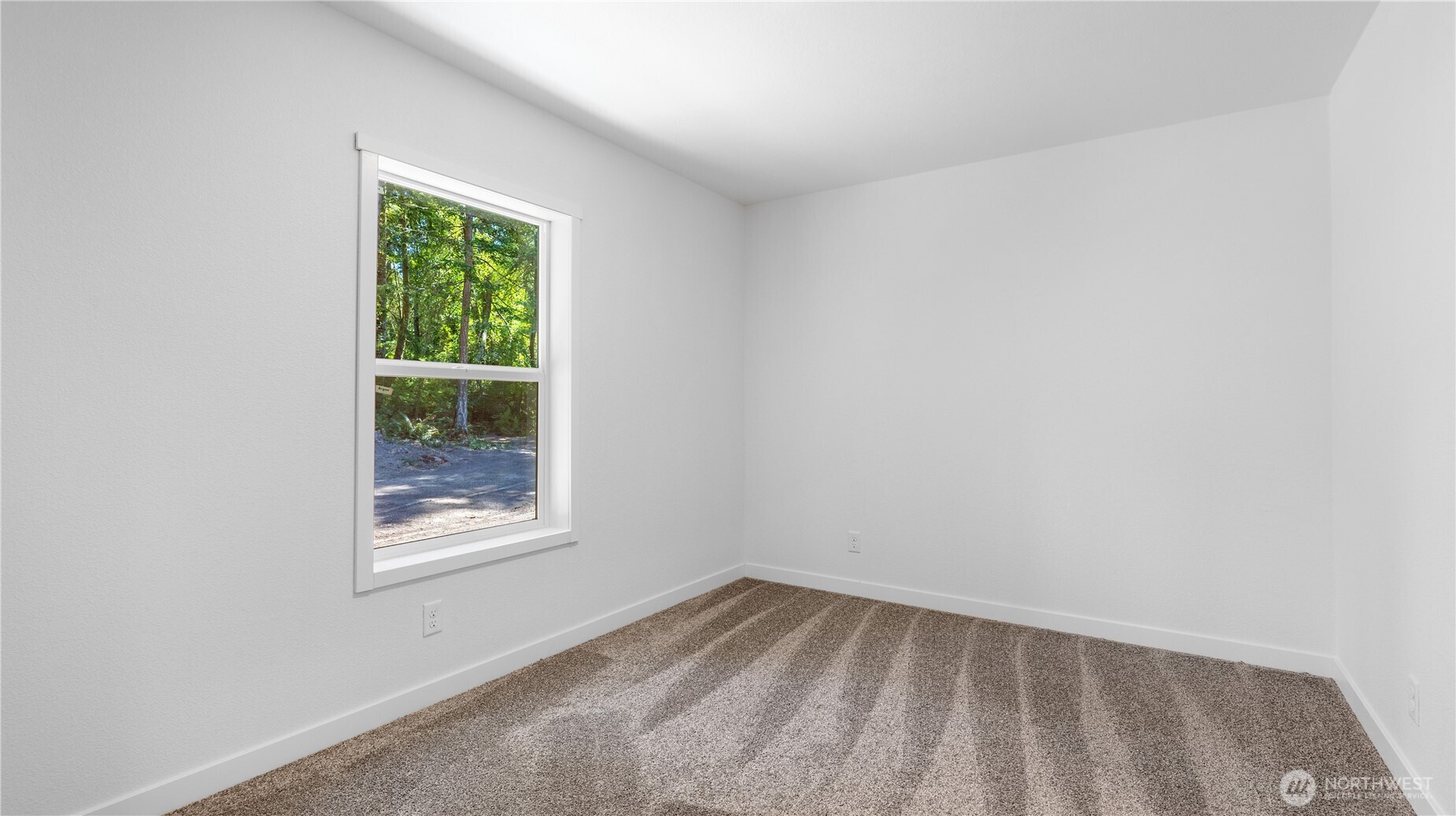 1019 Harmony Road Oak Harbor, WA 98277 - Photo 33 of 40 Gallery Image 33