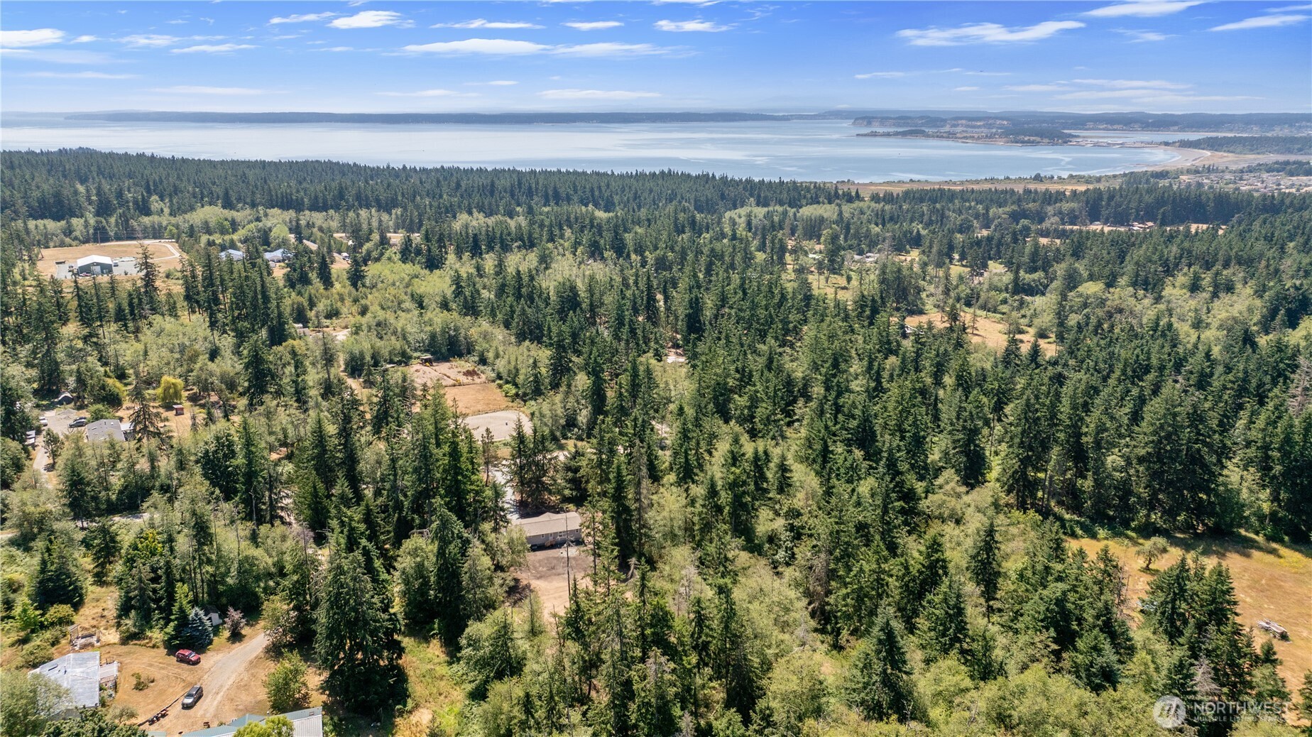 1019 Harmony Road Oak Harbor, WA 98277 - Photo 4 of 40 Gallery Image 4