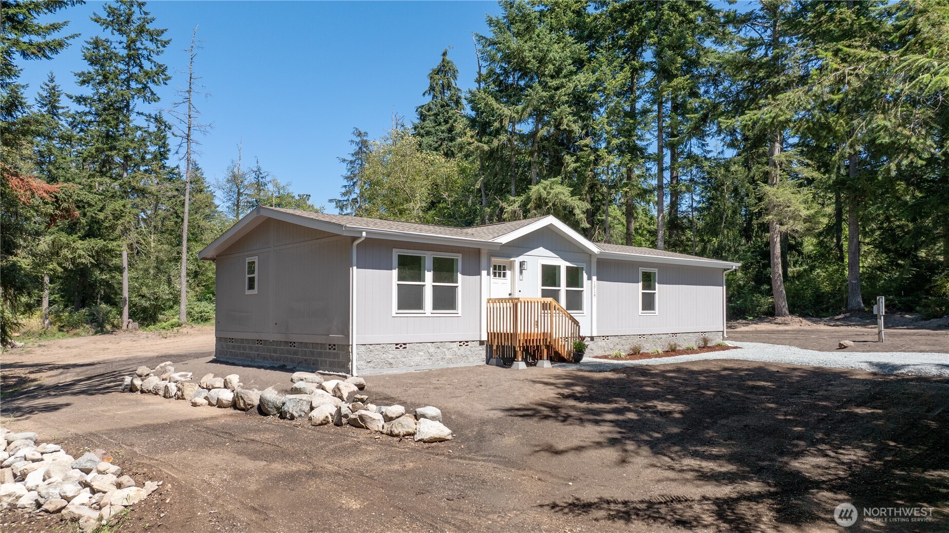 1019 Harmony Road Oak Harbor, WA 98277 - Photo 5 of 40 Gallery Image 5