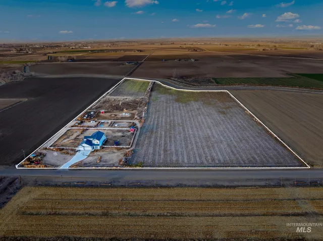 $1,000,000 | 24490 Boehner Road, Wilder, ID 83676