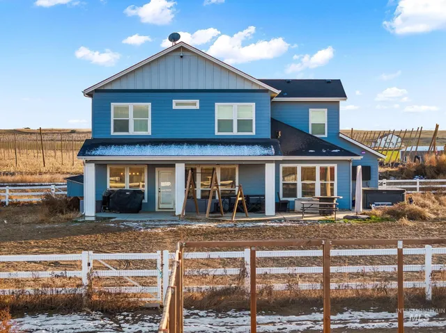 $1,000,000 | 24490 Boehner Road, Wilder, ID 83676