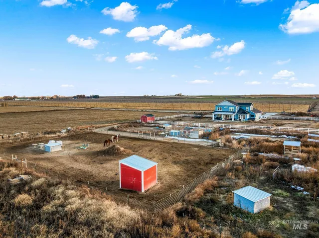 $1,000,000 | 24490 Boehner Road, Wilder, ID 83676