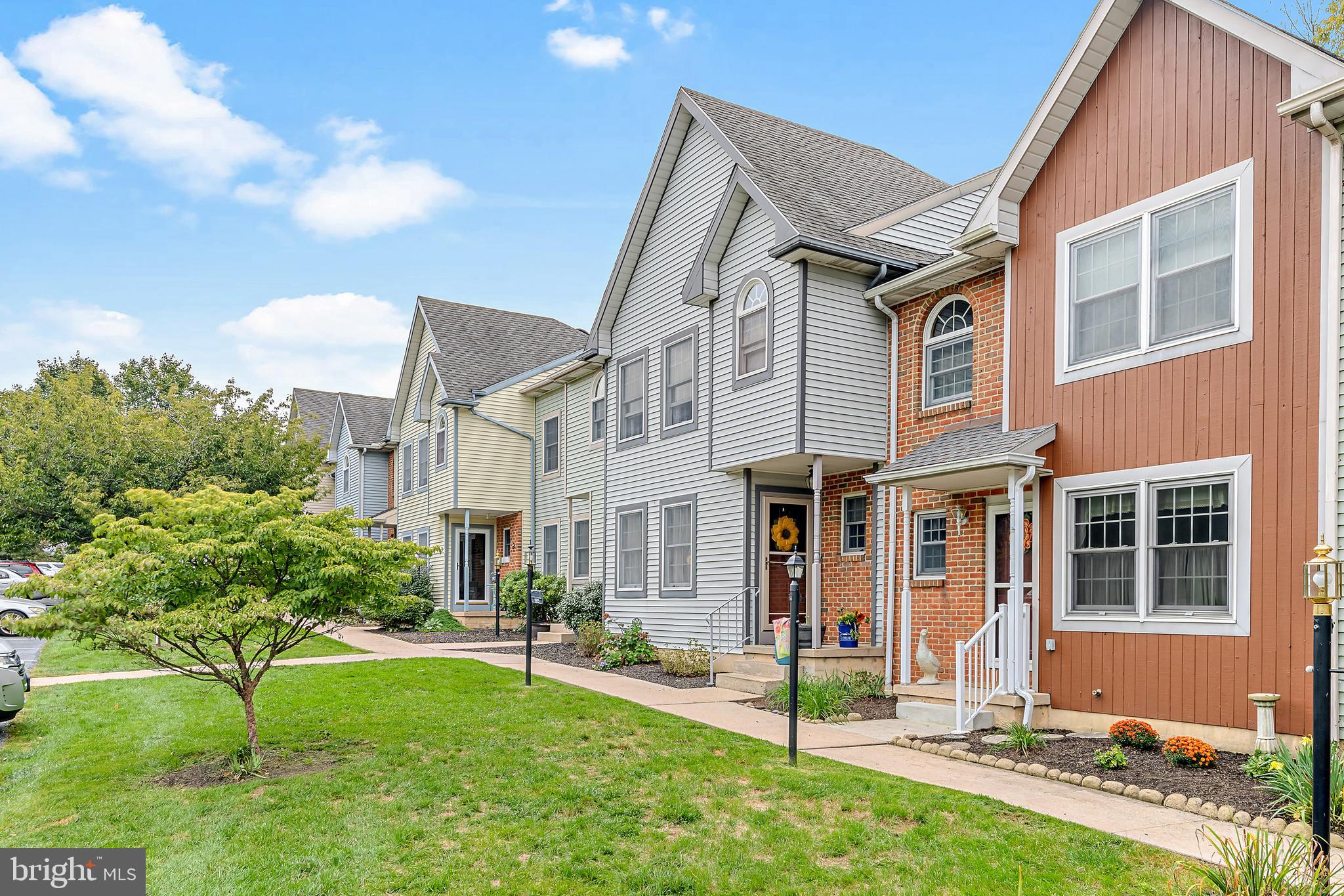 1913 Deer Path Road Harrisburg, PA 17110 - Photo 2 of 32 Gallery Image 2