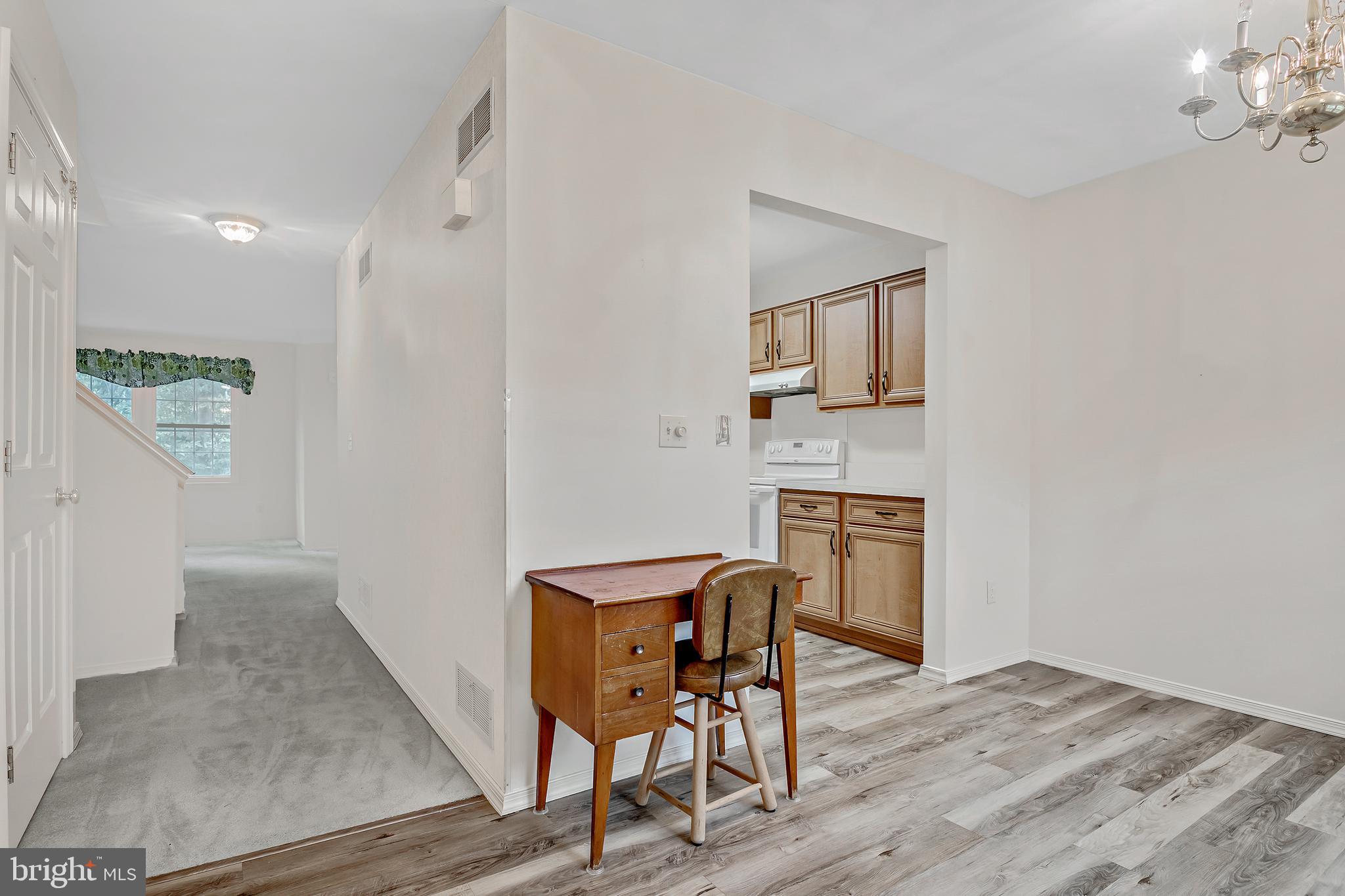 1913 Deer Path Road Harrisburg, PA 17110 - Photo 7 of 32 Gallery Image 7