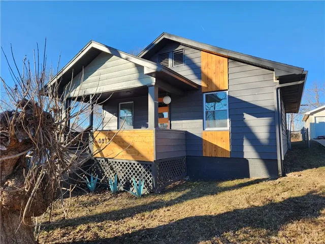 $195,000 | 4412 North Jackson Avenue, Kansas City, MO 64117