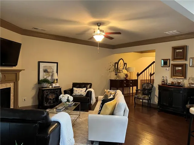 $2,350 | 665 Township Circle, Alpharetta, GA 30004